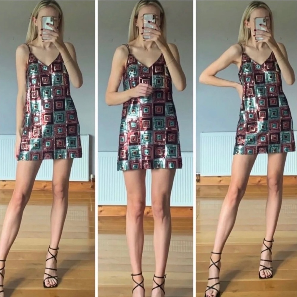 XS NWT Zara geometric print sequins dress